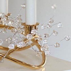 Gren med facet krystaller