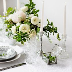 Bordlber - Hvid organza  med perleprint - 48 cm x 9 meter