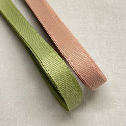 Satinbnd - Stvet grn - 10 mm